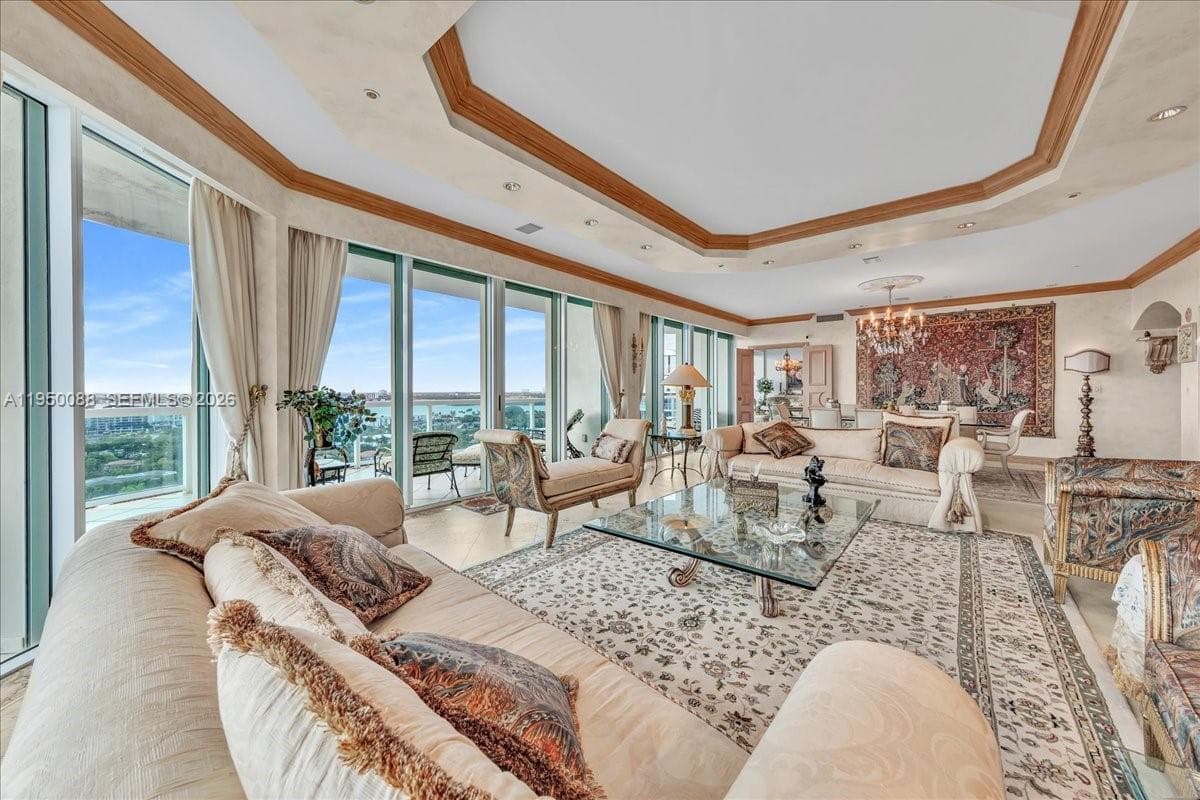 10101 Collins Ave # 16B, Bal Harbour FL 33154 — 2