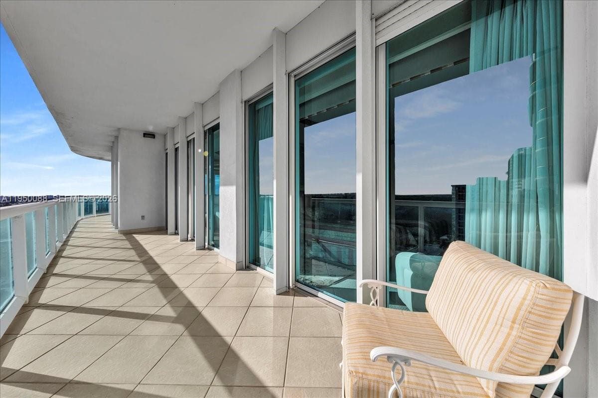 10101 Collins Ave # 16B, Bal Harbour FL 33154 — 16