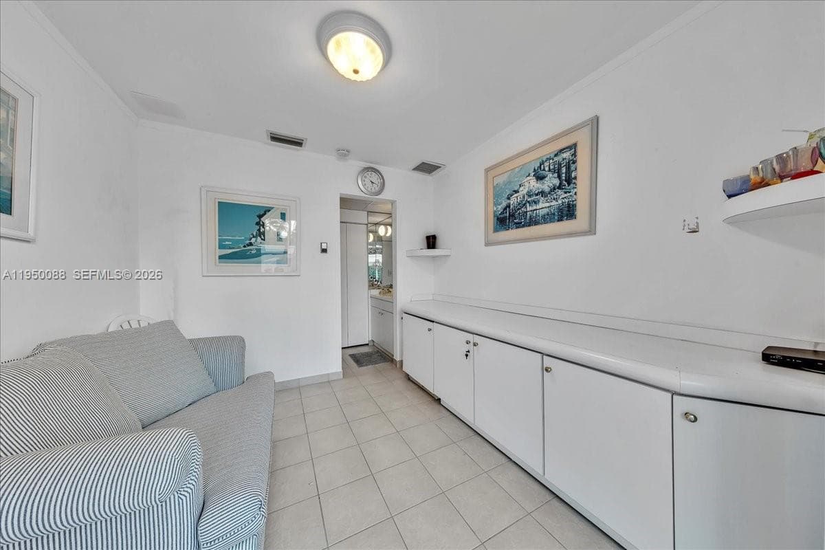 10101 Collins Ave # 16B, Bal Harbour FL 33154 — 67