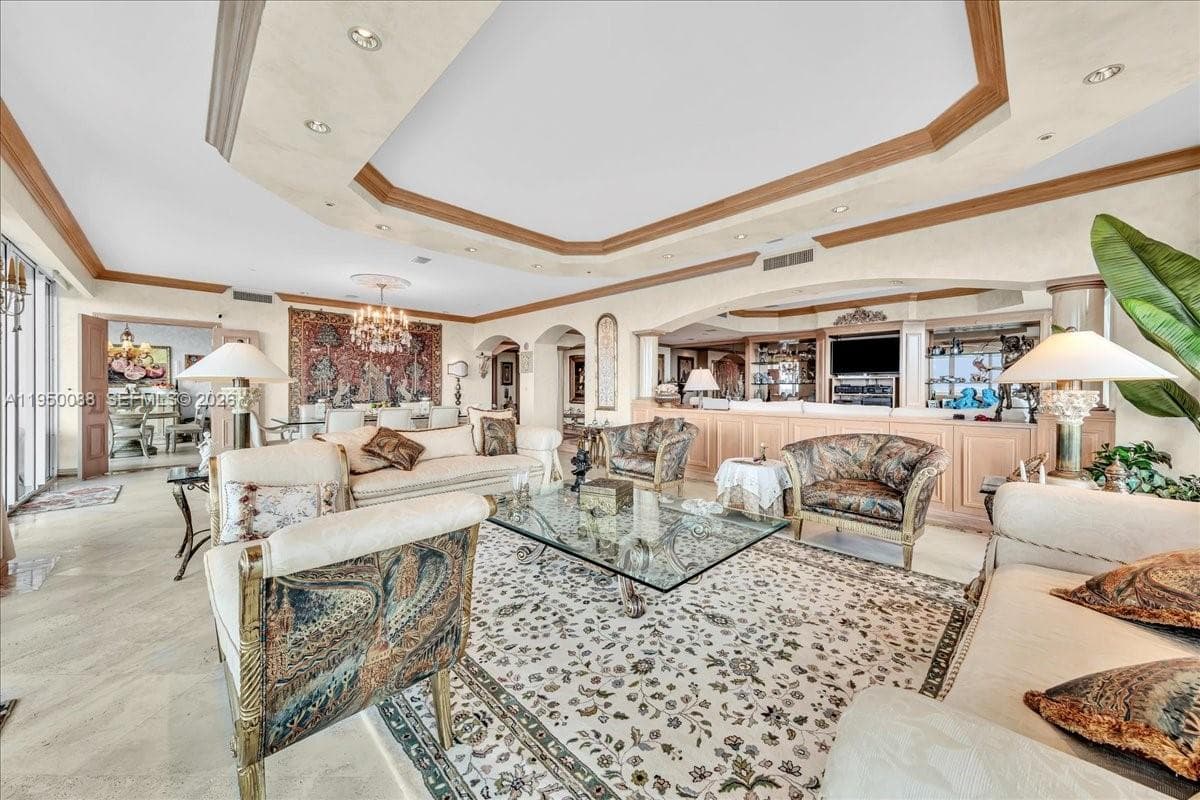 10101 Collins Ave # 16B, Bal Harbour FL 33154 — 10