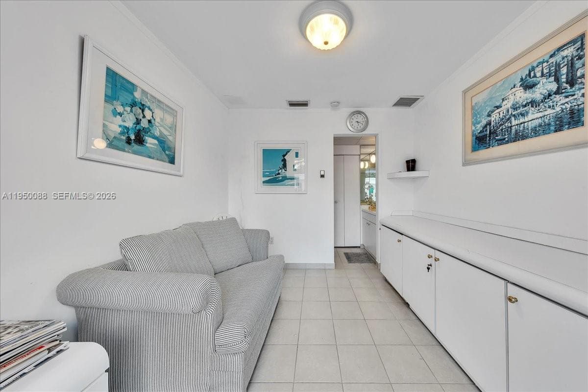 10101 Collins Ave # 16B, Bal Harbour FL 33154 — 68