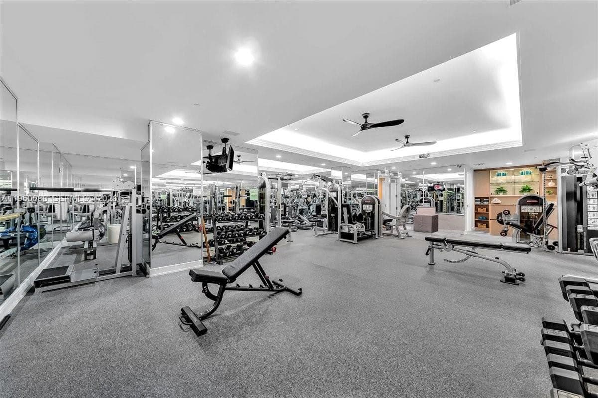10101 Collins Ave # 16B, Bal Harbour FL 33154 — 83