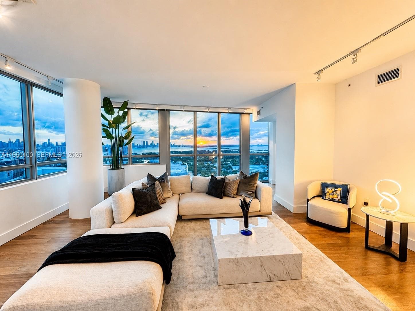 101 20th St # 3501, Miami Beach FL 33139 — 7