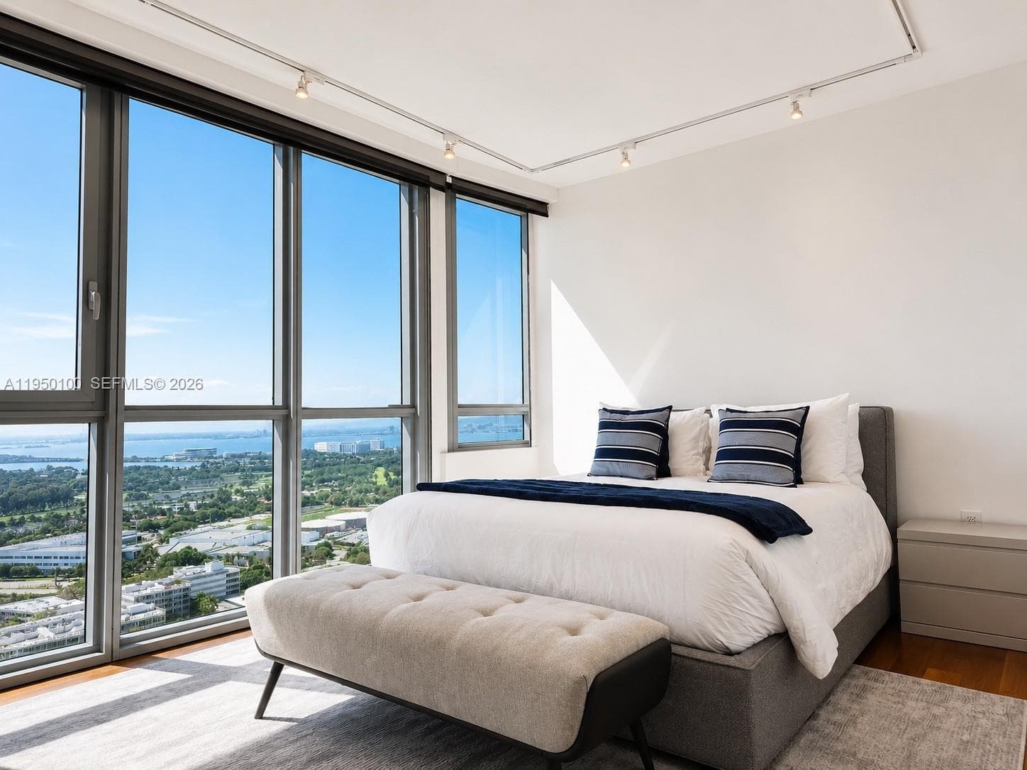 101 20th St # 3501, Miami Beach FL 33139 — 30