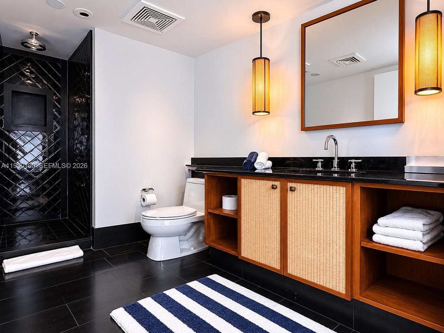 101 20th St # 3501, Miami Beach FL 33139 — 33
