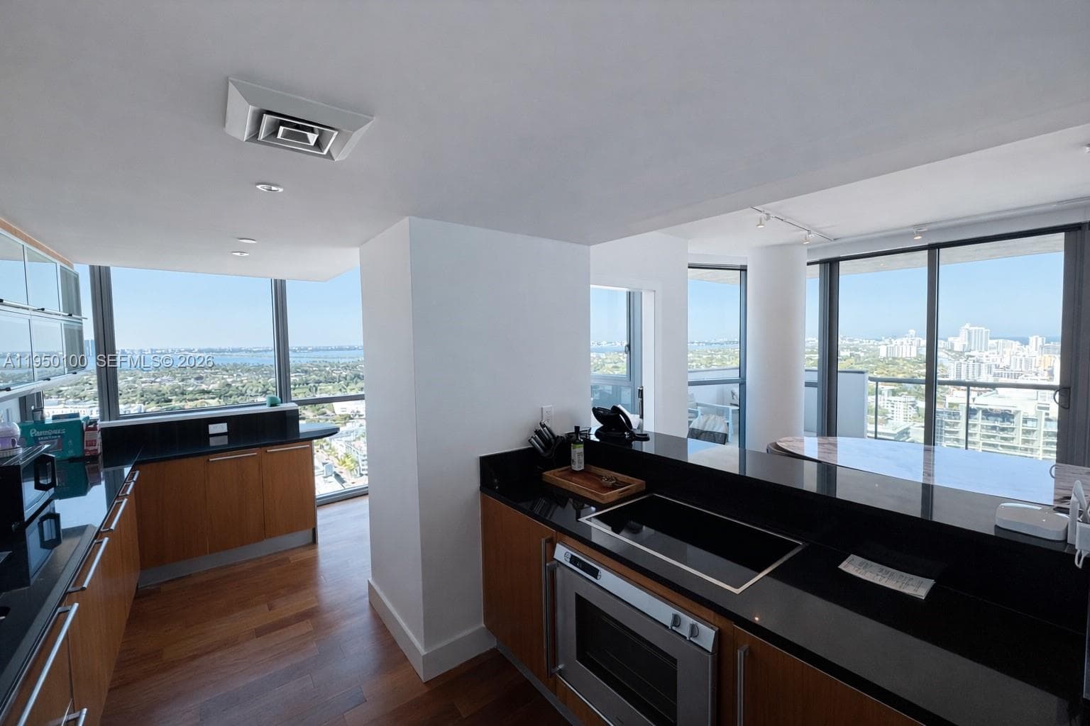 101 20th St # 3501, Miami Beach FL 33139 — 45