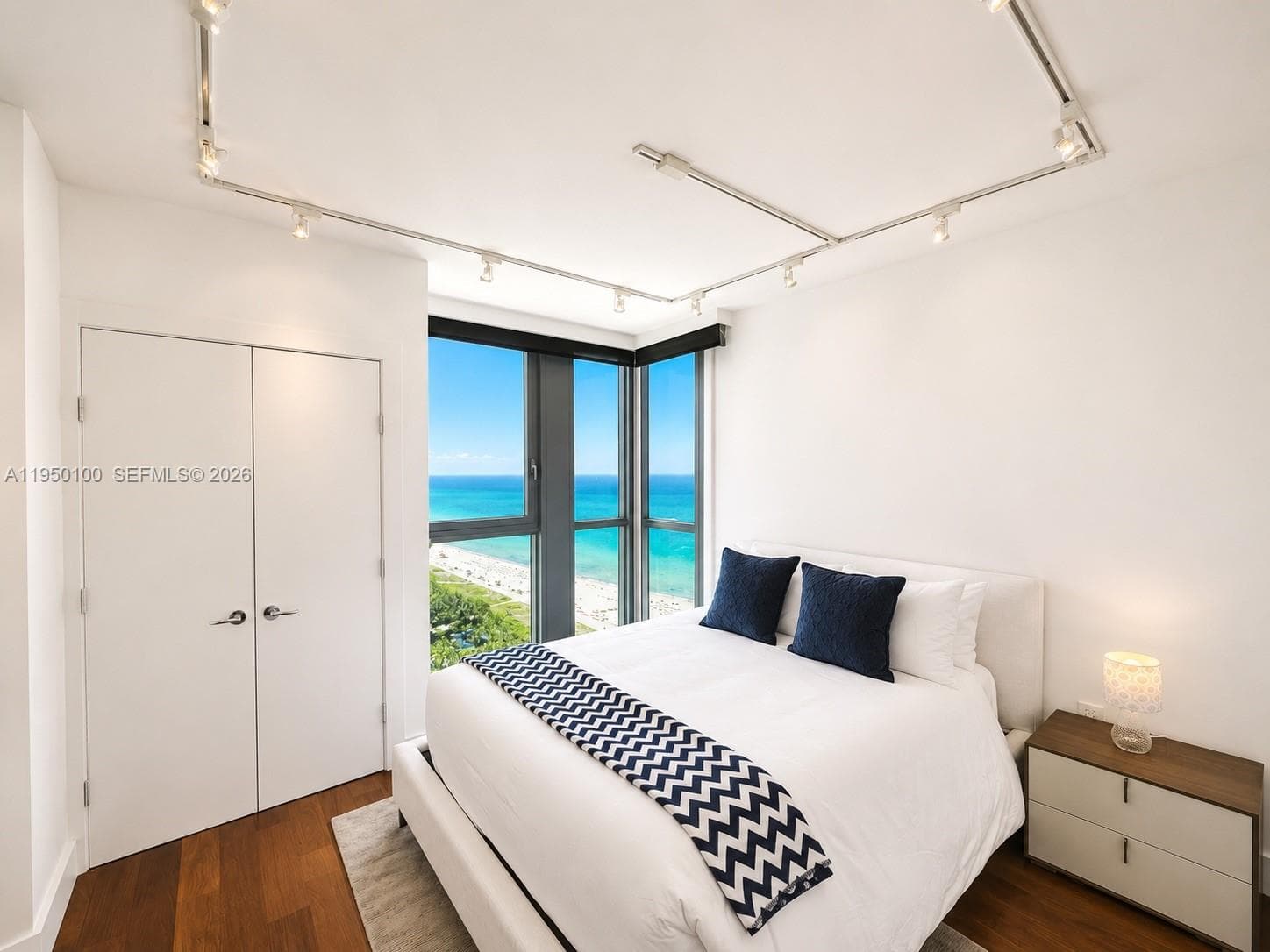 101 20th St # 3501, Miami Beach FL 33139 — 35