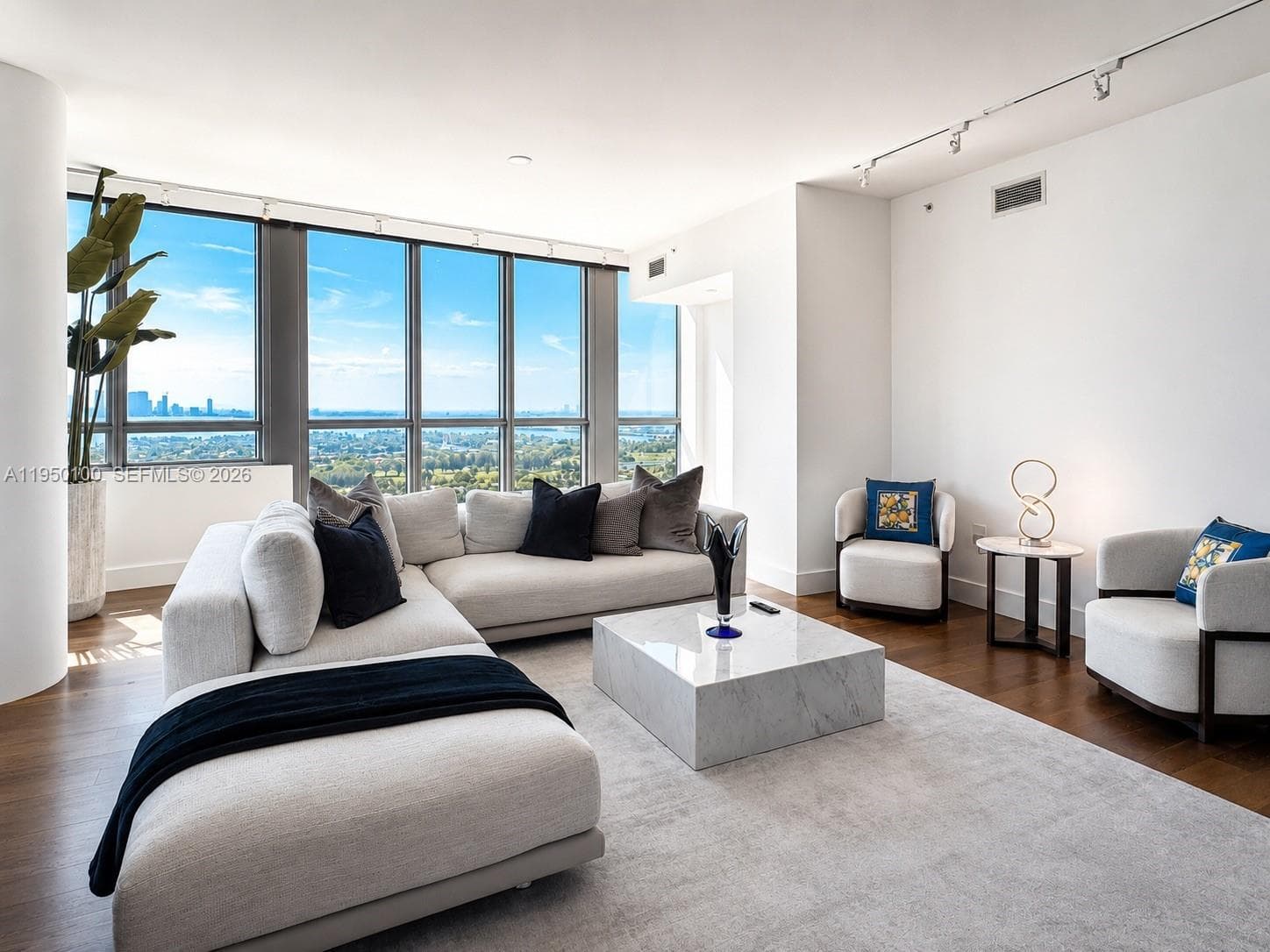 101 20th St # 3501, Miami Beach FL 33139 — 4