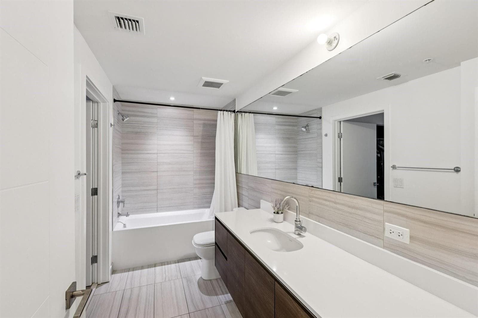 301 Altara Avenue # 620, Coral Gables FL 33146 — 13