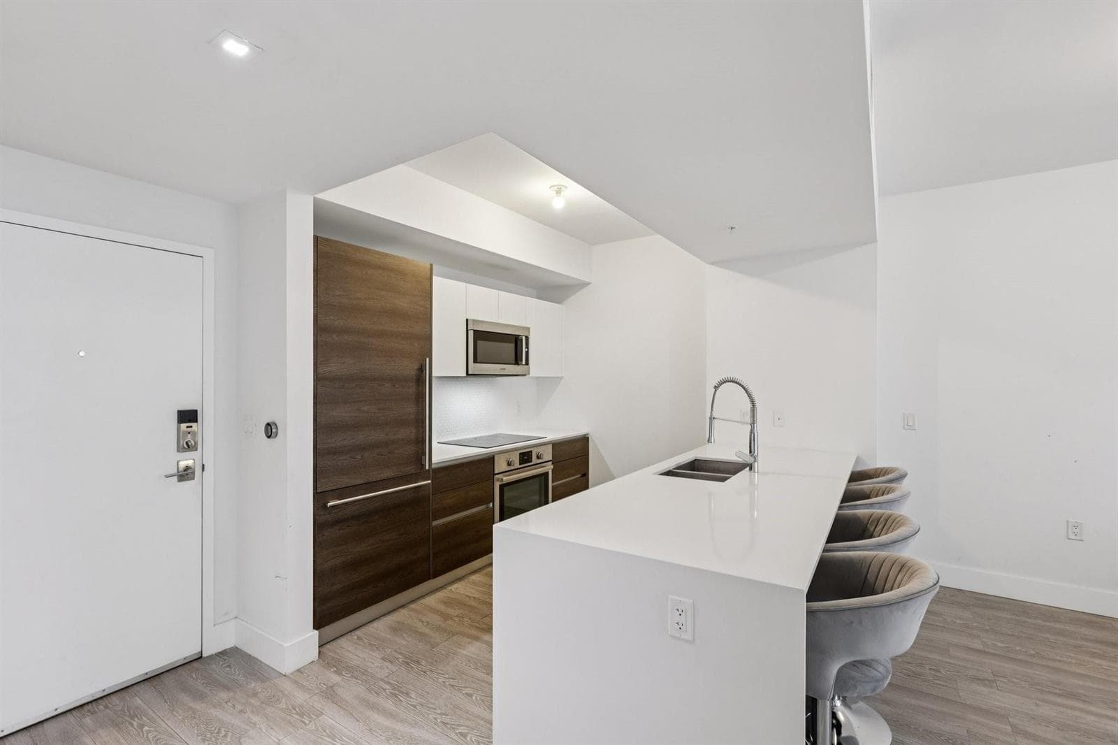 301 Altara Avenue # 620, Coral Gables FL 33146 — 8