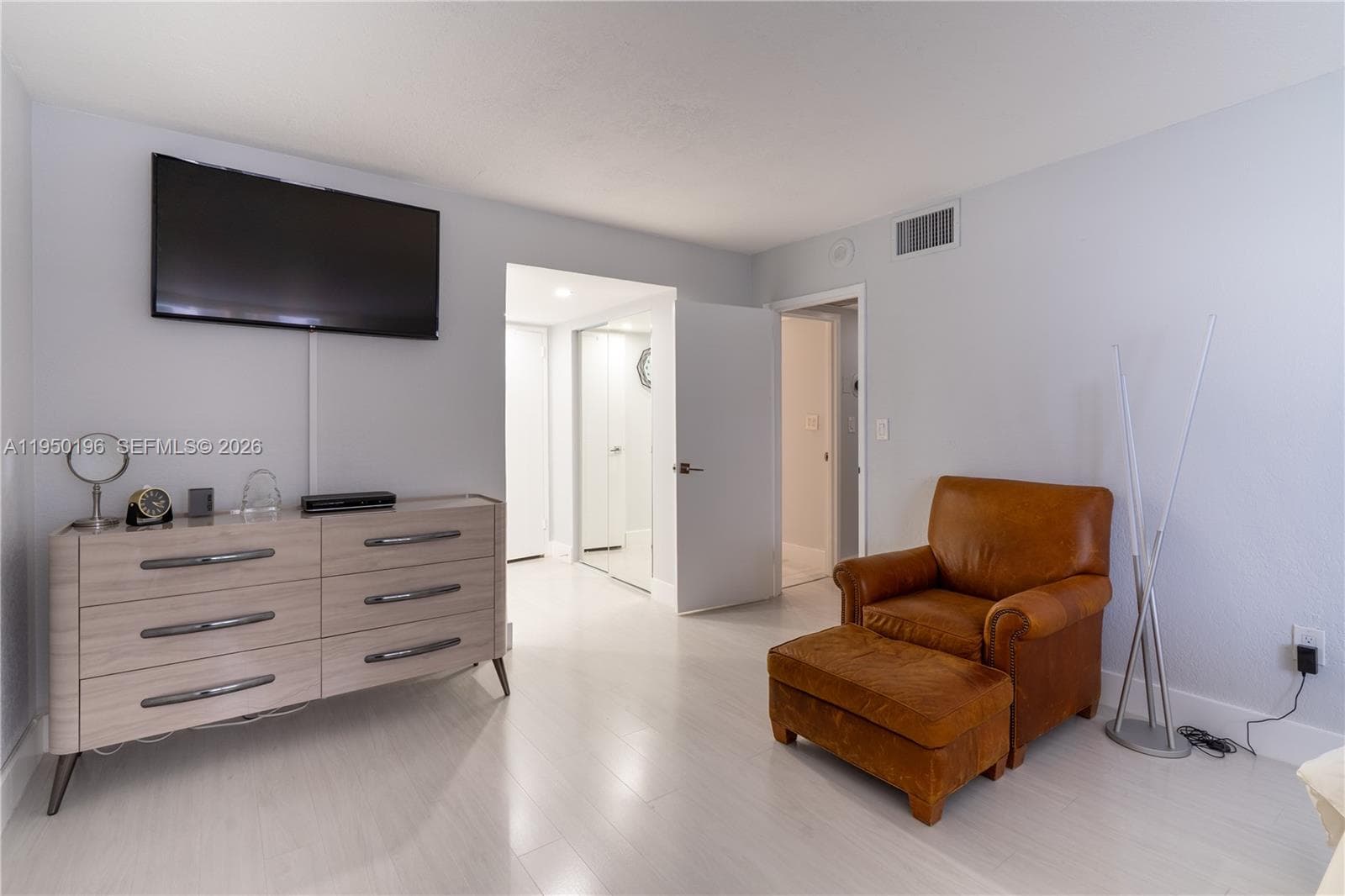 5701 Collins Ave # 1417, Miami Beach FL 33140 — 28
