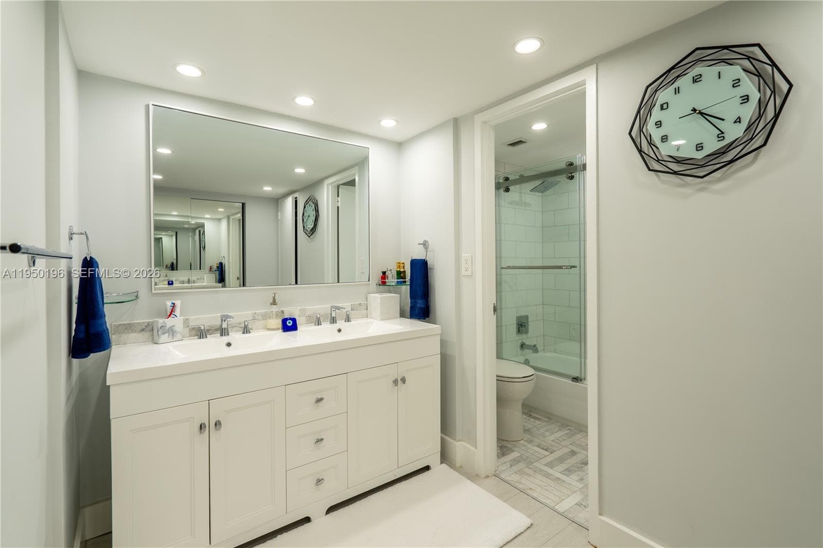5701 Collins Ave # 1417, Miami Beach FL 33140 — 30