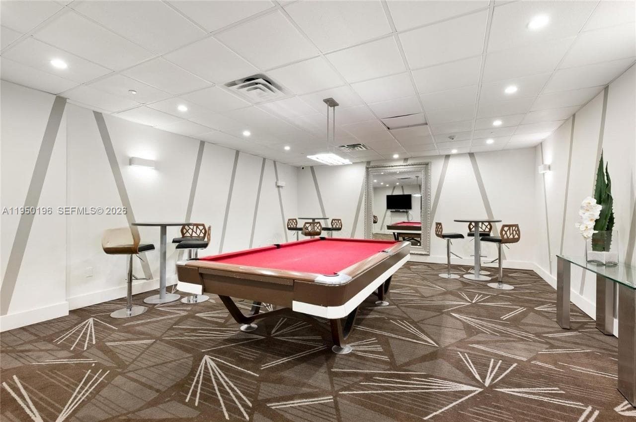 5701 Collins Ave # 1417, Miami Beach FL 33140 — 41