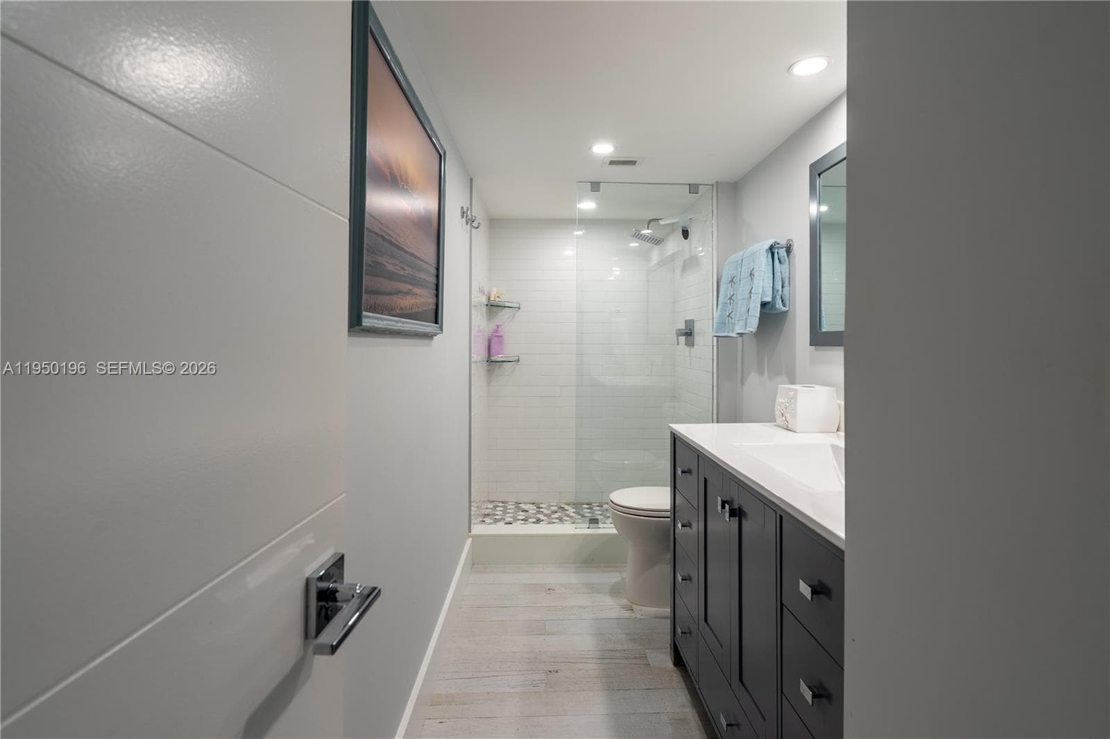 5701 Collins Ave # 1417, Miami Beach FL 33140 — 18