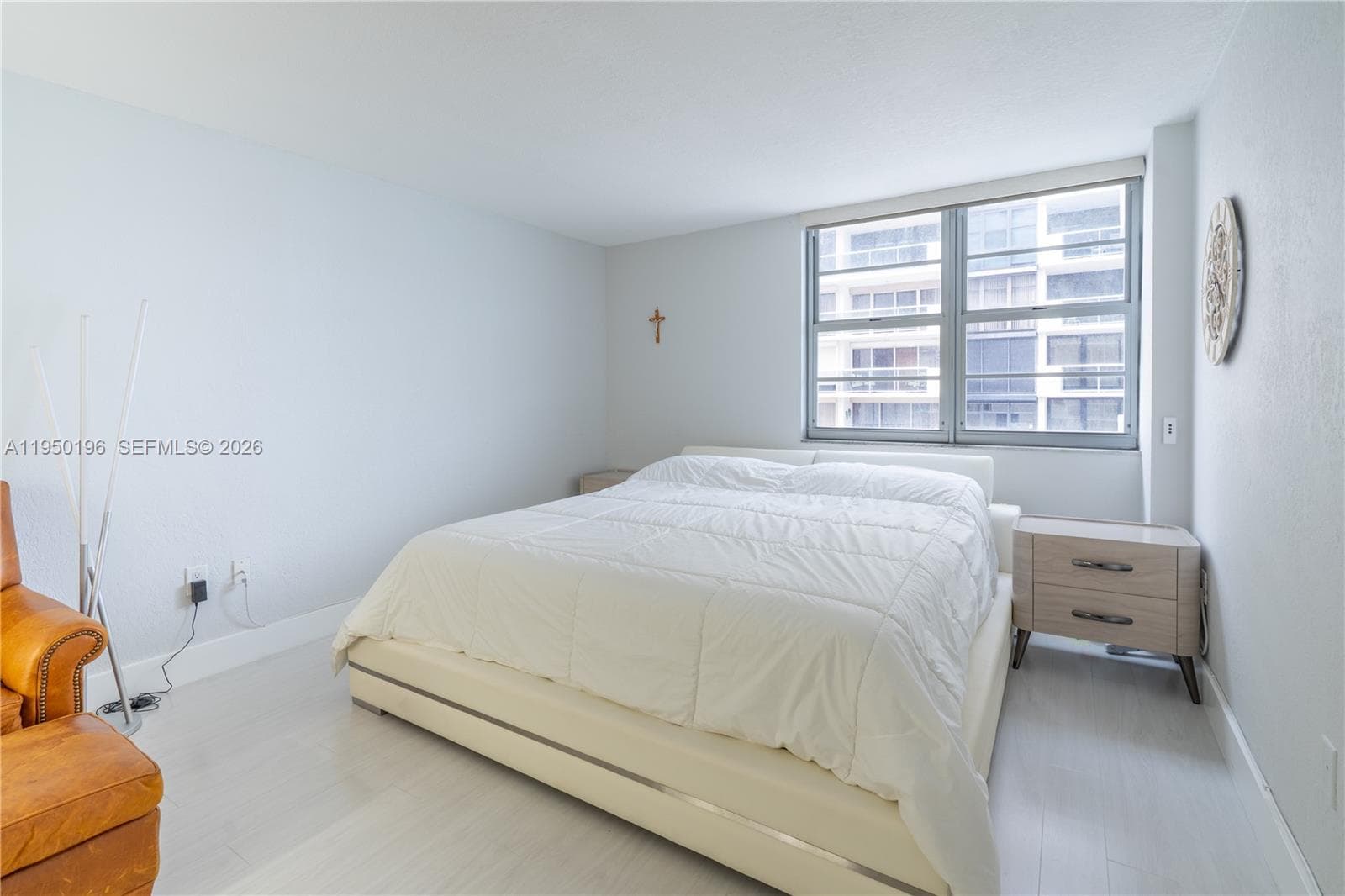5701 Collins Ave # 1417, Miami Beach FL 33140 — 25