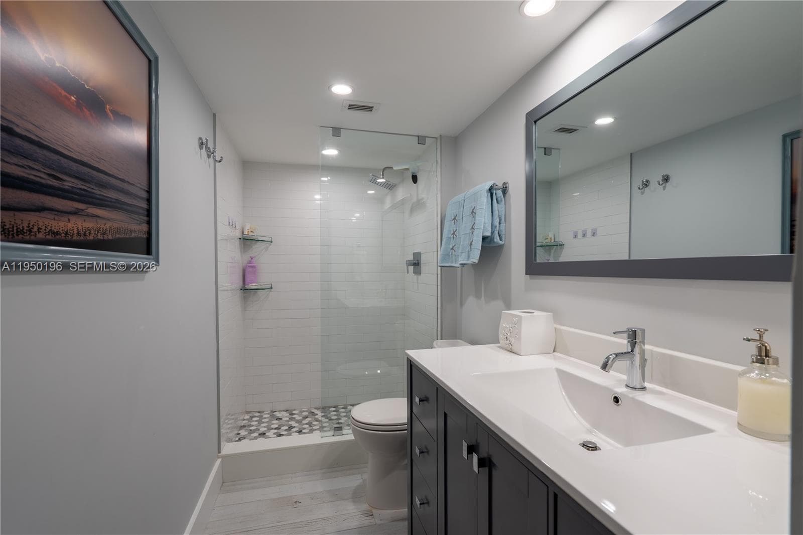 5701 Collins Ave # 1417, Miami Beach FL 33140 — 21