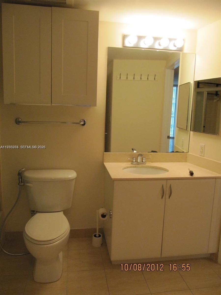 1750 N Bayshore Dr # 3005, Miami FL 33132 — 8
