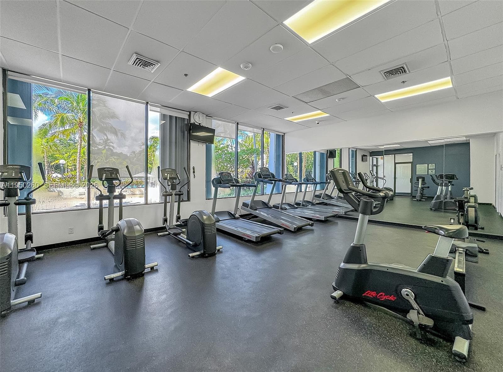 100 Bayview Dr # 408, Sunny Isles Beach FL 33160 — 45