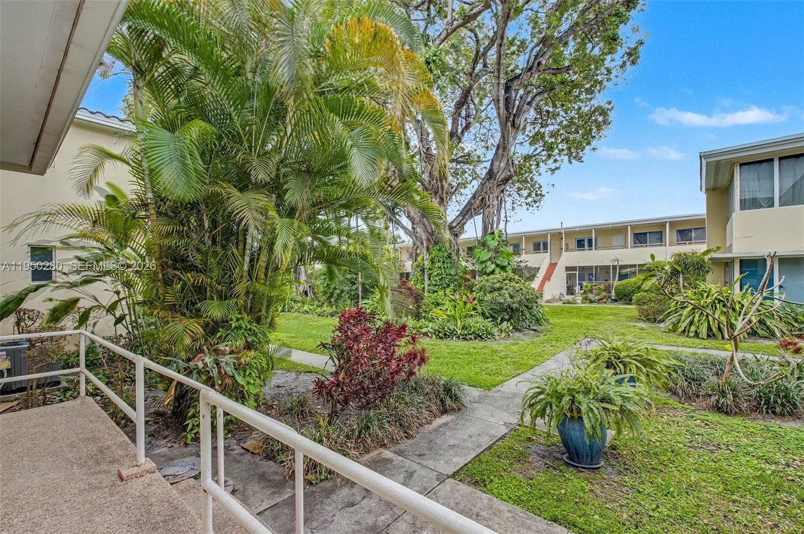 9160 NE 8th Ave # 2J, Miami Shores FL 33138 — 24
