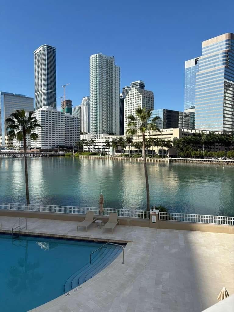 701 Brickell Key Blvd # 1105, Miami FL 33131 — 1