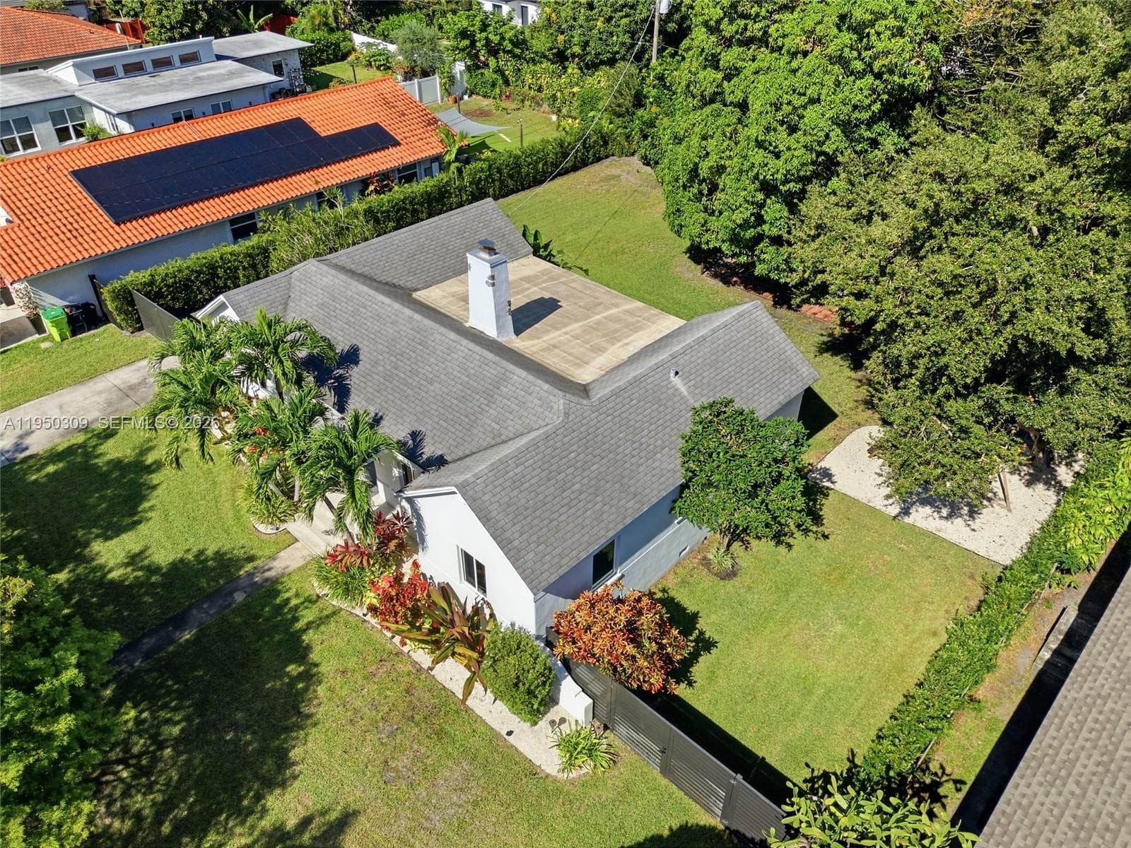 453 NE 89th St, El Portal FL 33138 — 33