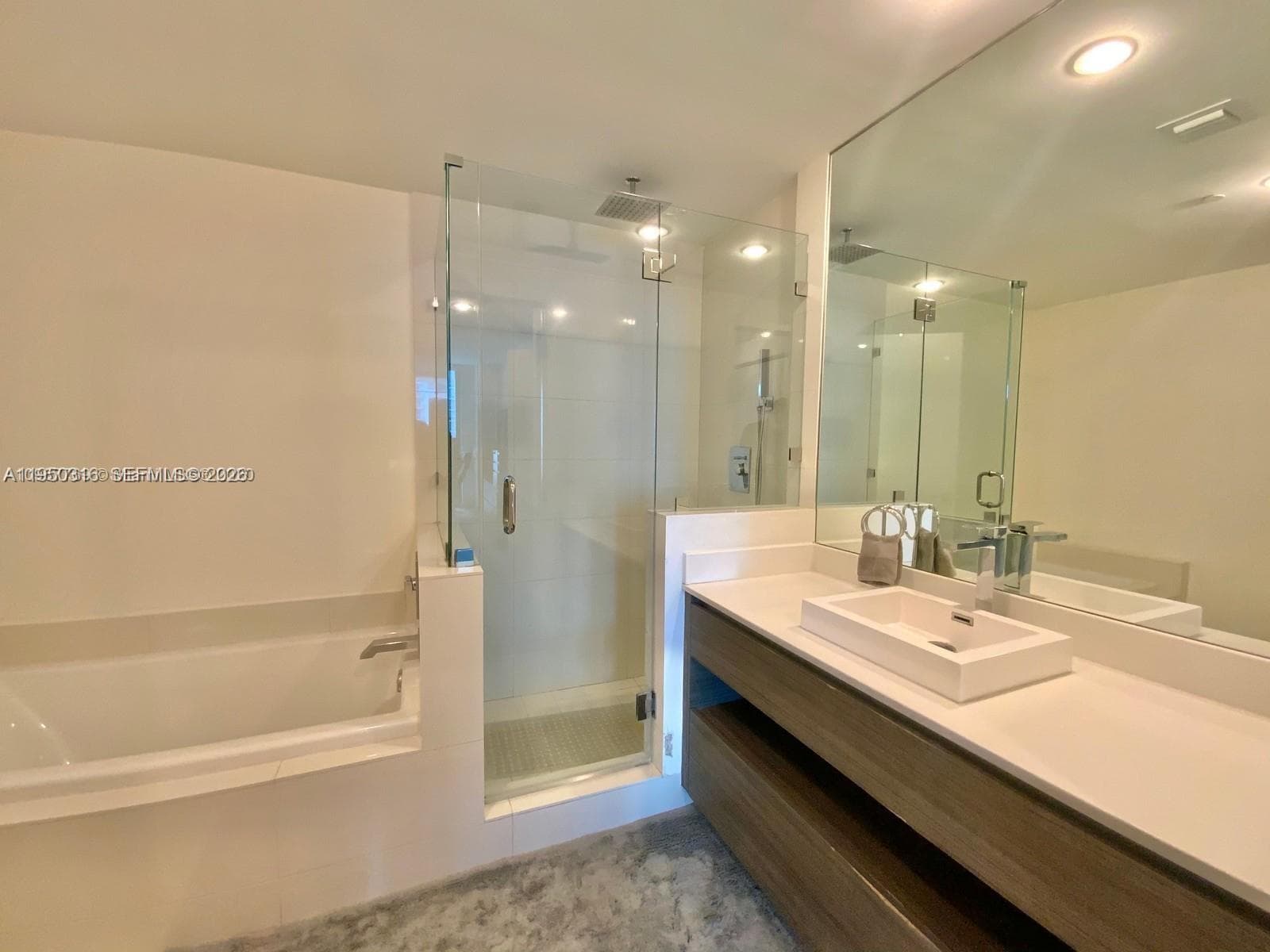 1100 S Miami Ave # 2811, Miami FL 33130 — 10