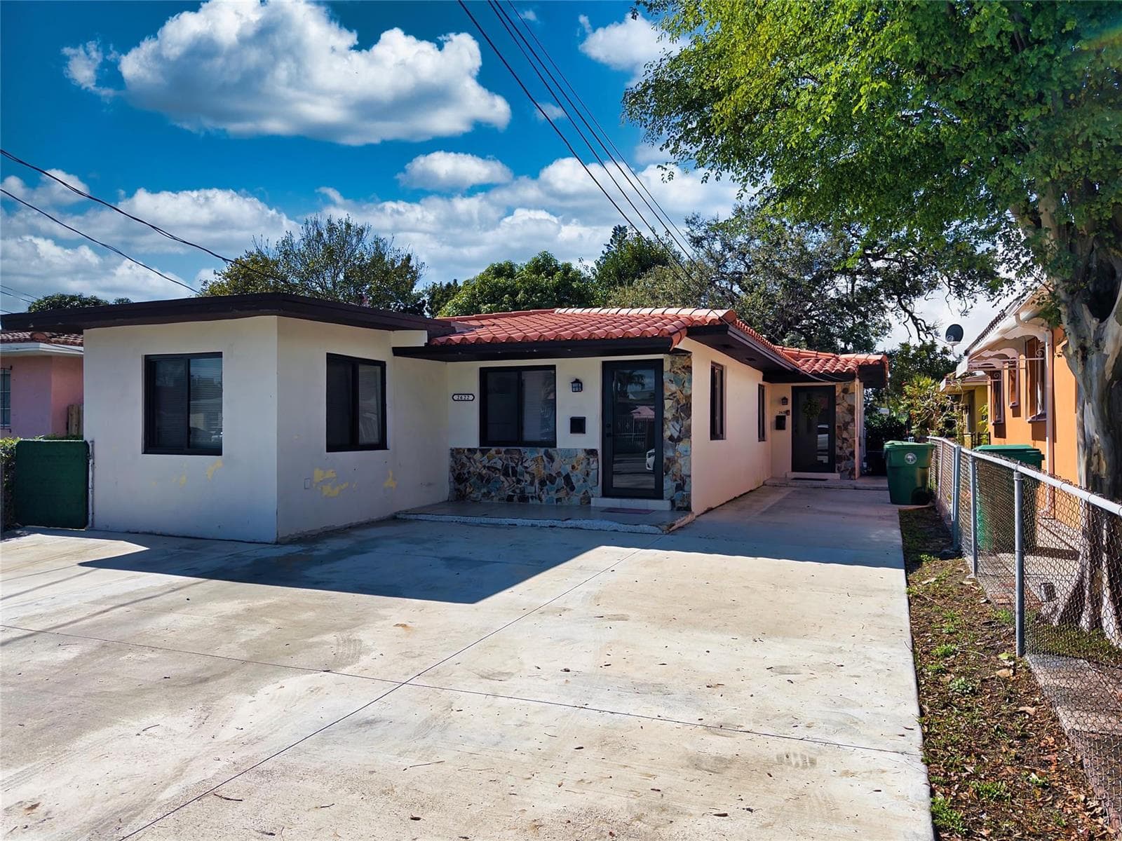 2620 SW 32nd Avenue, Miami FL 33133 — 7