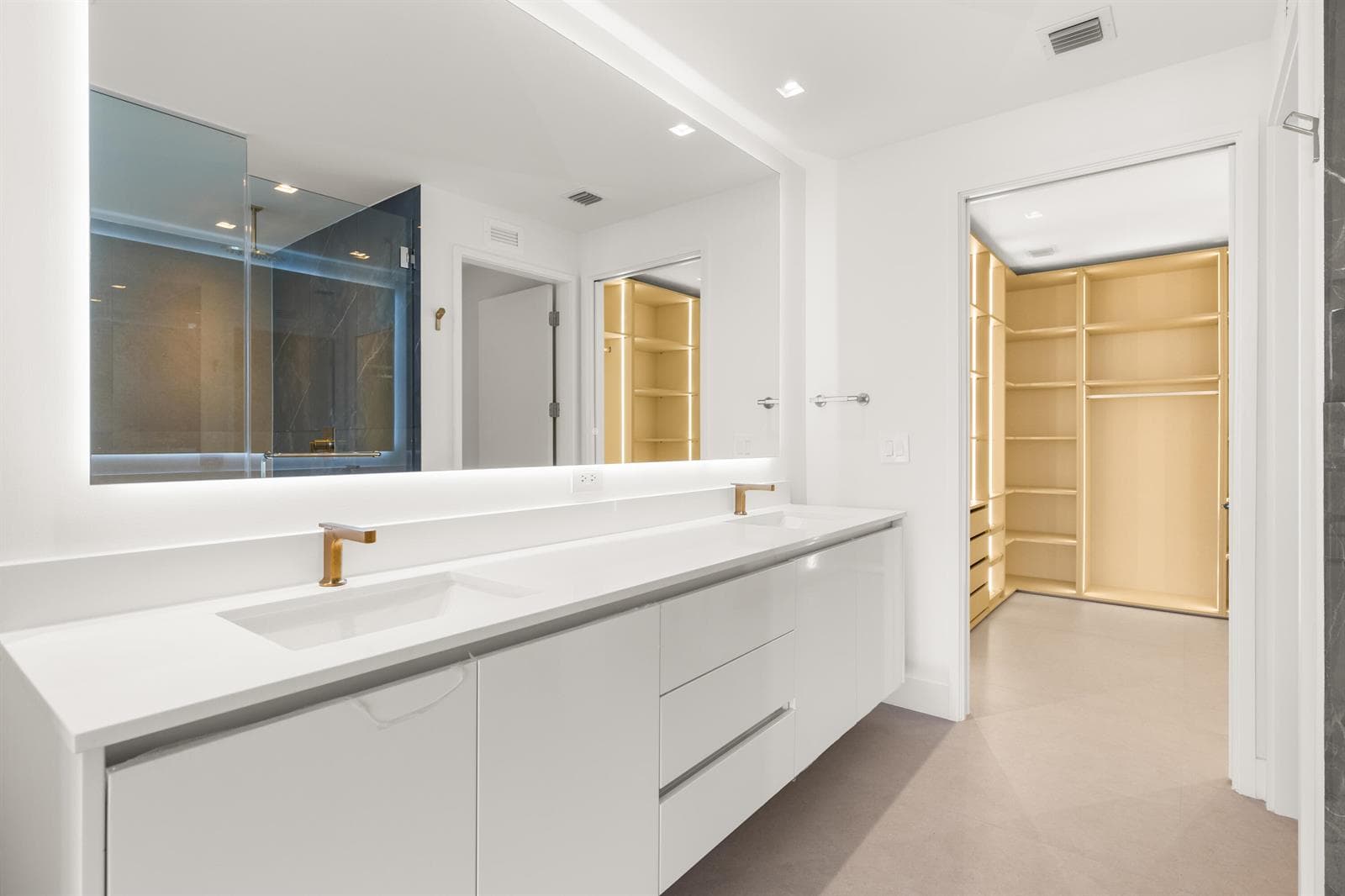 700 NE 24th Street # 4601, Miami FL 33137 — 30