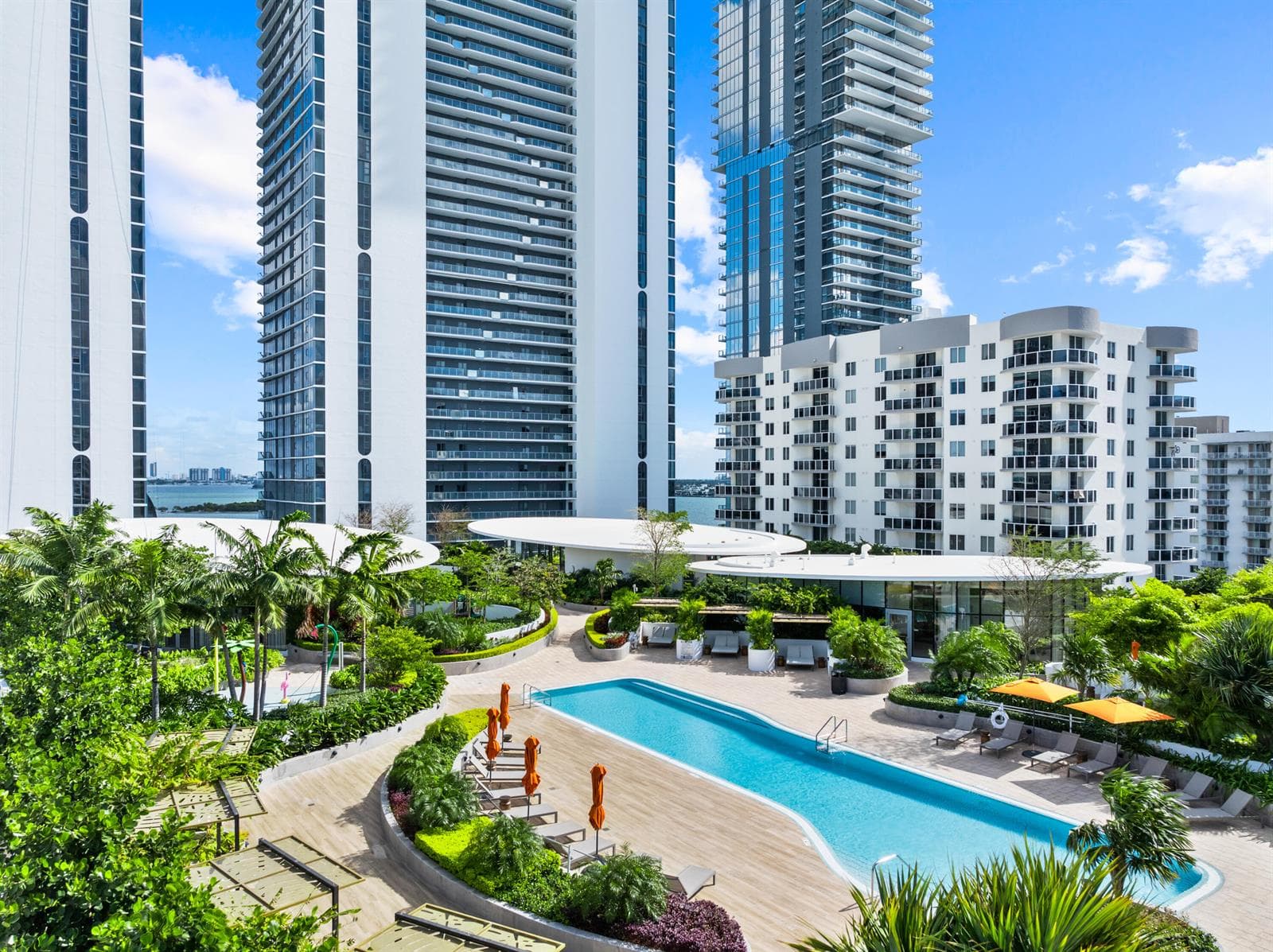 700 NE 24th Street # 4601, Miami FL 33137 — 60