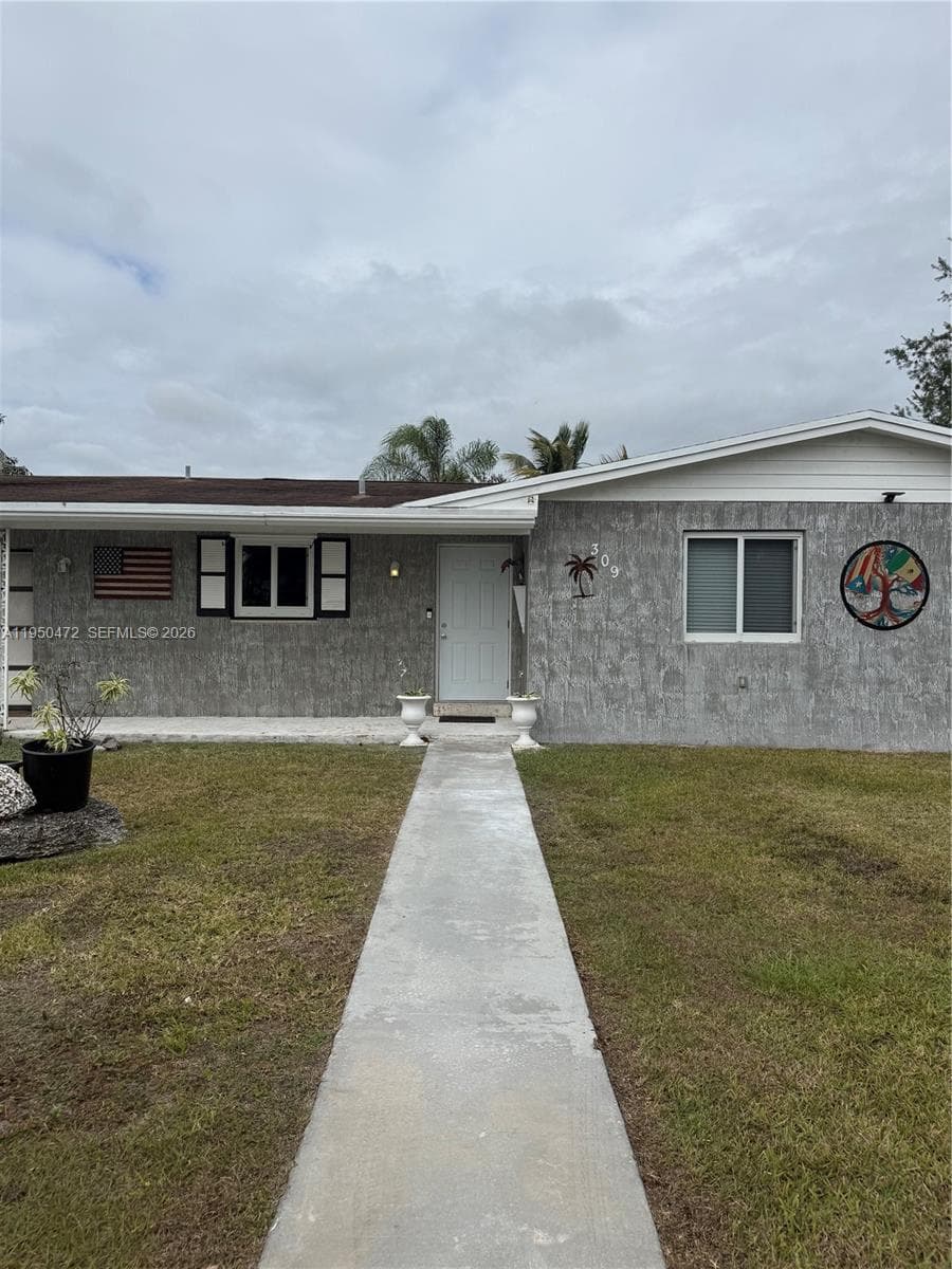 309 NW 15th St, Homestead FL 33030 — 1
