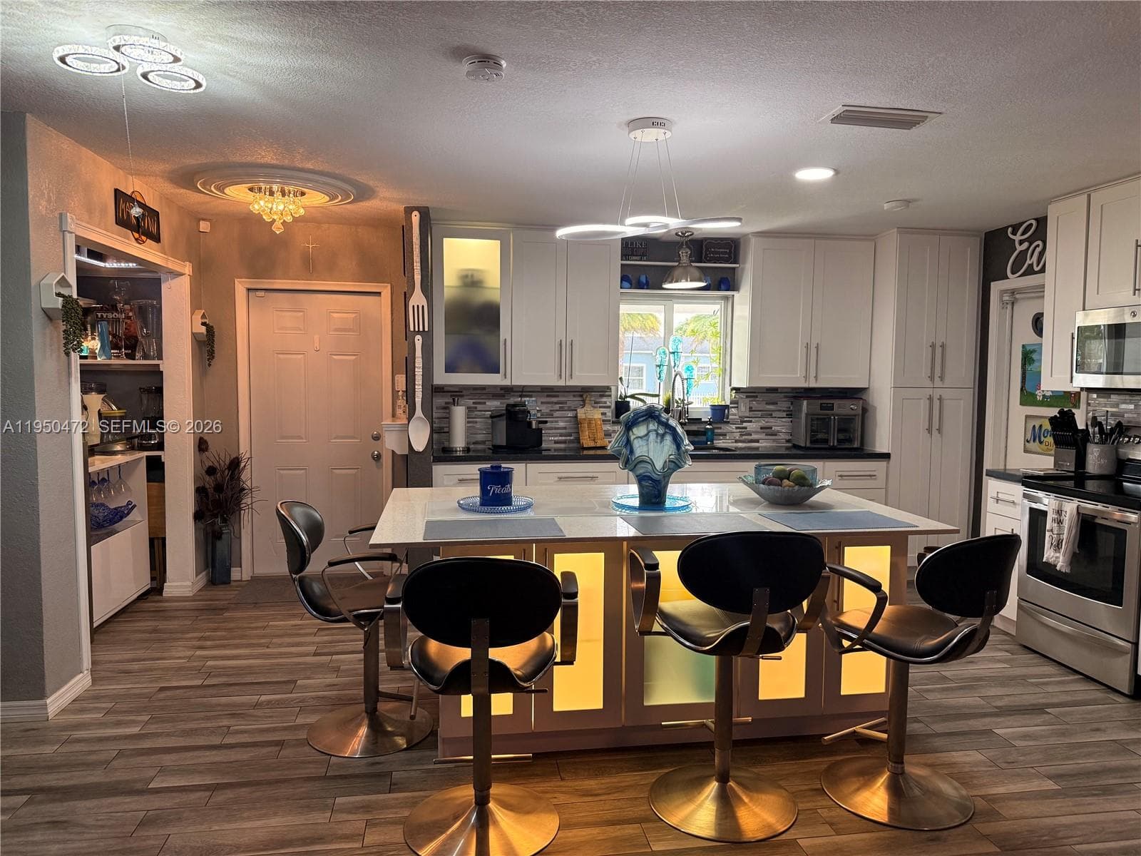 309 NW 15th St, Homestead FL 33030 — 8