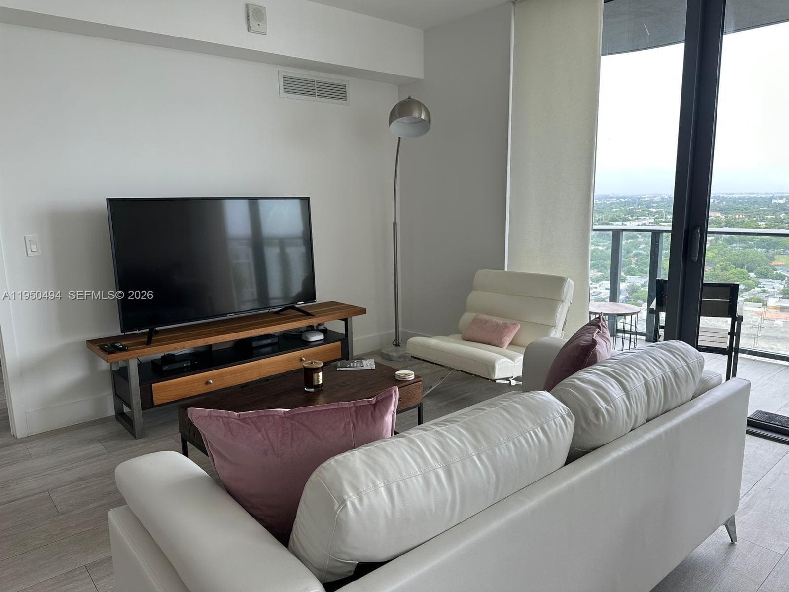 121 NE 34th St # 2309, Miami FL 33137 — 9
