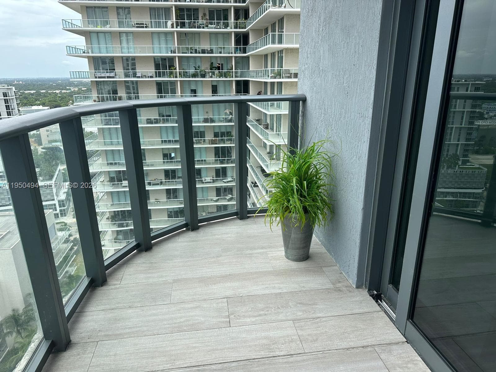 121 NE 34th St # 2309, Miami FL 33137 — 19