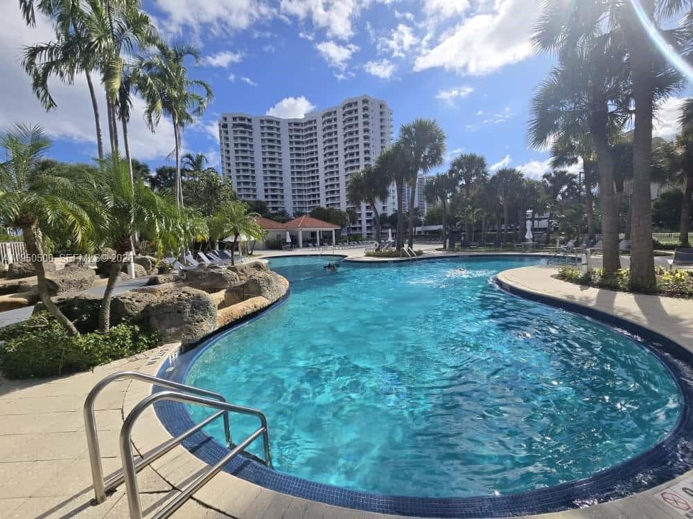 3300 NE 191st St # 1202, Aventura FL 33180 — 1