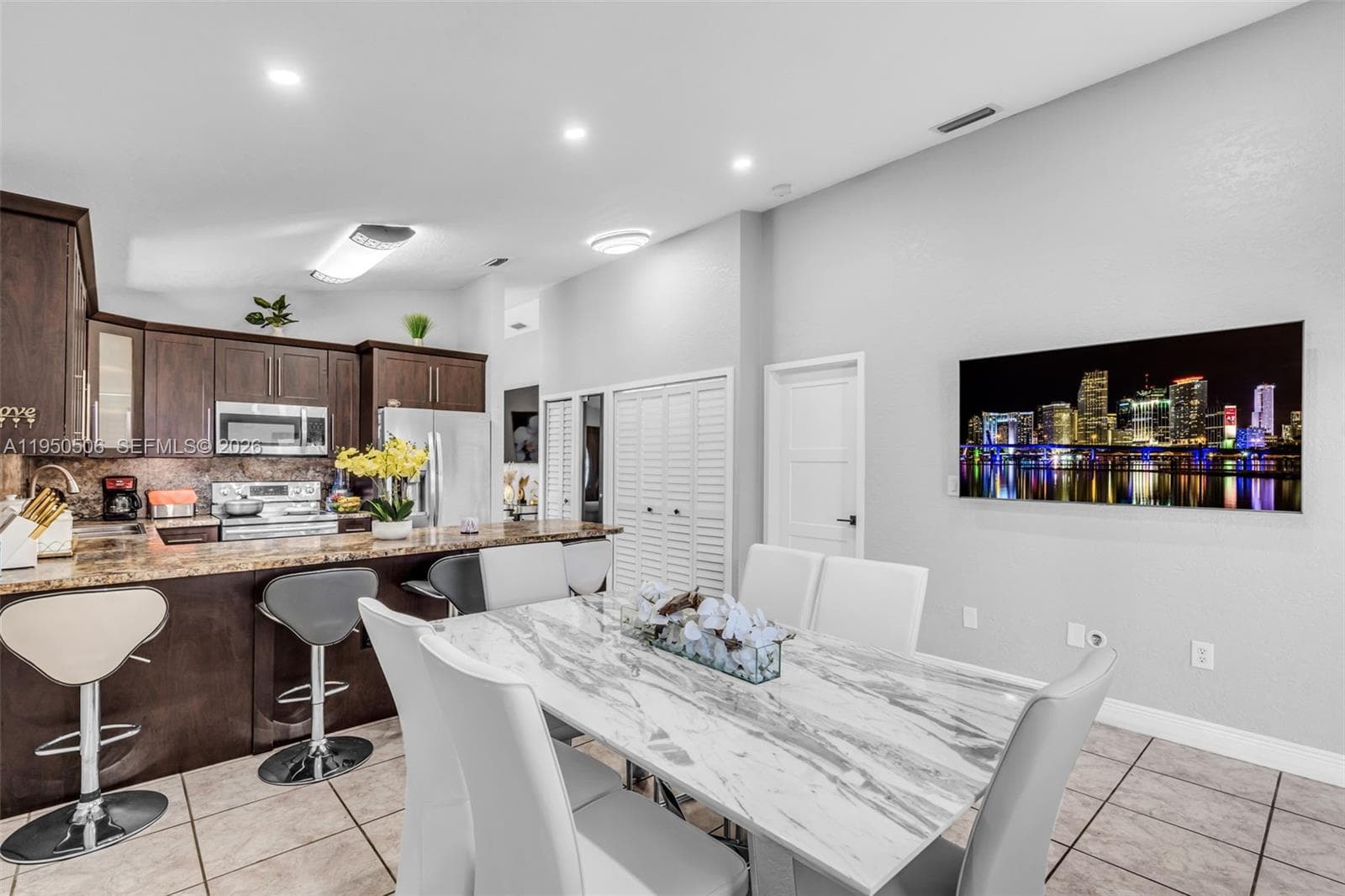 7579 W 31st Ave, Hialeah FL 33018 — 10