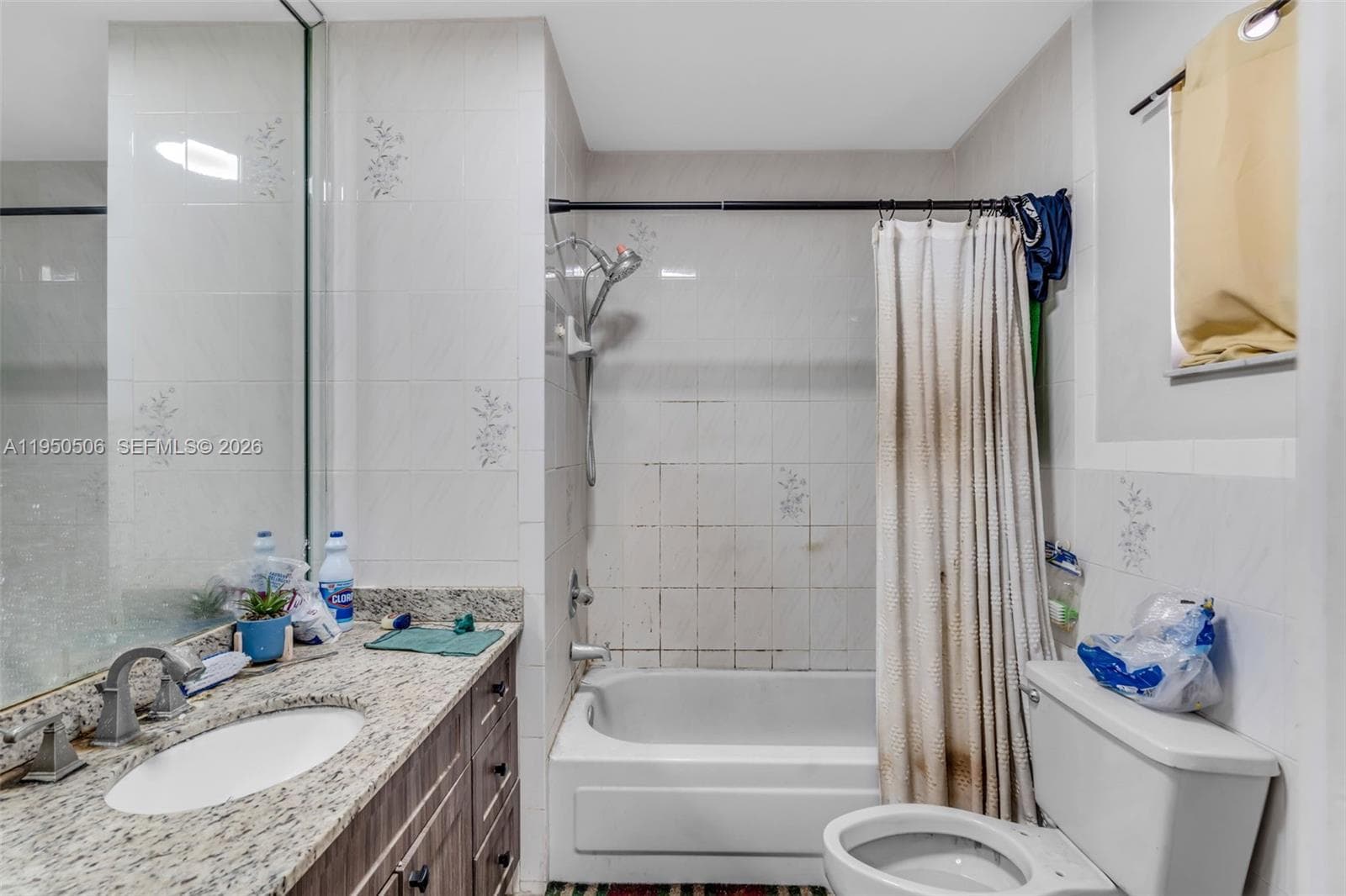 7579 W 31st Ave, Hialeah FL 33018 — 25