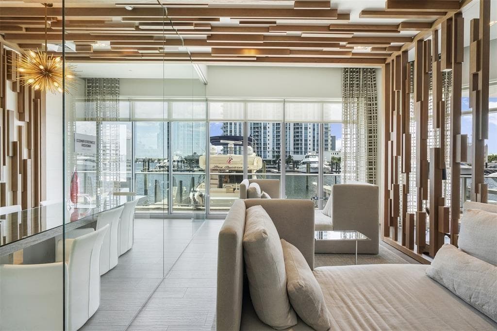 17301 Biscayne Boulevard # 7, Aventura FL 33160 — 42