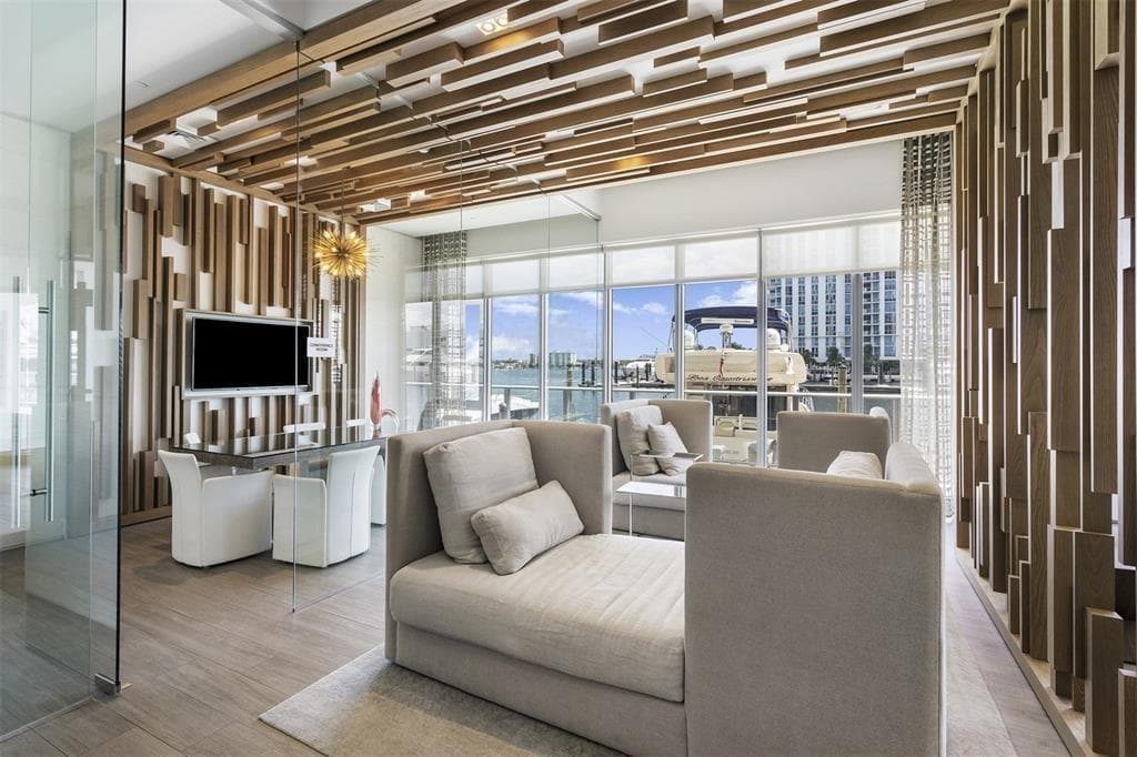 17301 Biscayne Boulevard # 7, Aventura FL 33160 — 43
