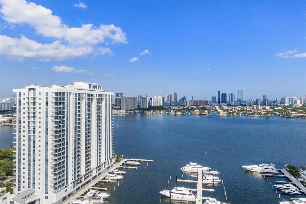 17301 Biscayne Boulevard # 7, Aventura FL 33160 — 69