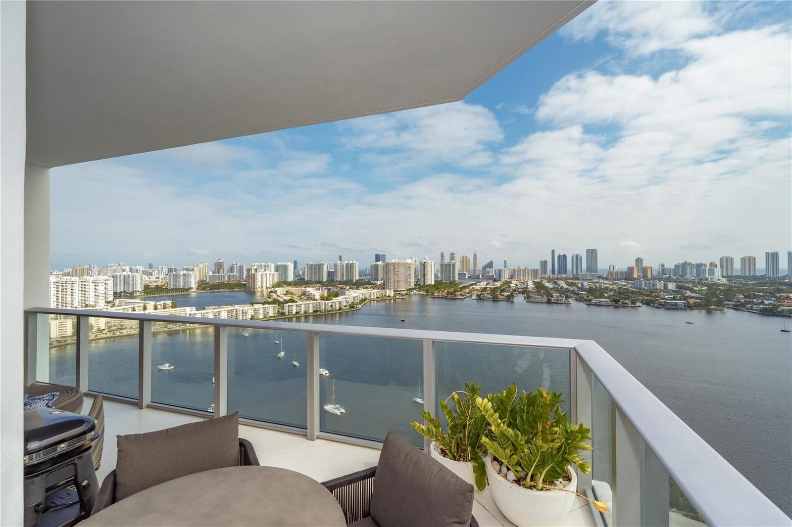 17301 Biscayne Boulevard # 7, Aventura FL 33160 — 51