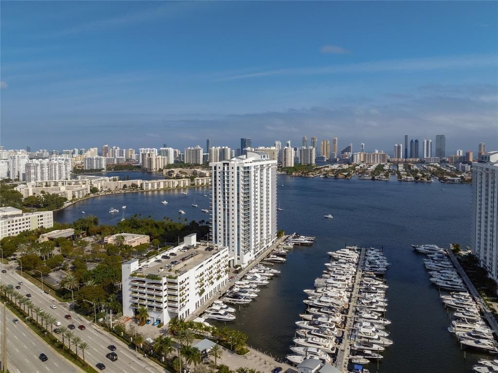 17301 Biscayne Boulevard # 7, Aventura FL 33160 — 59