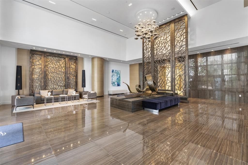 17301 Biscayne Boulevard # 7, Aventura FL 33160 — 37