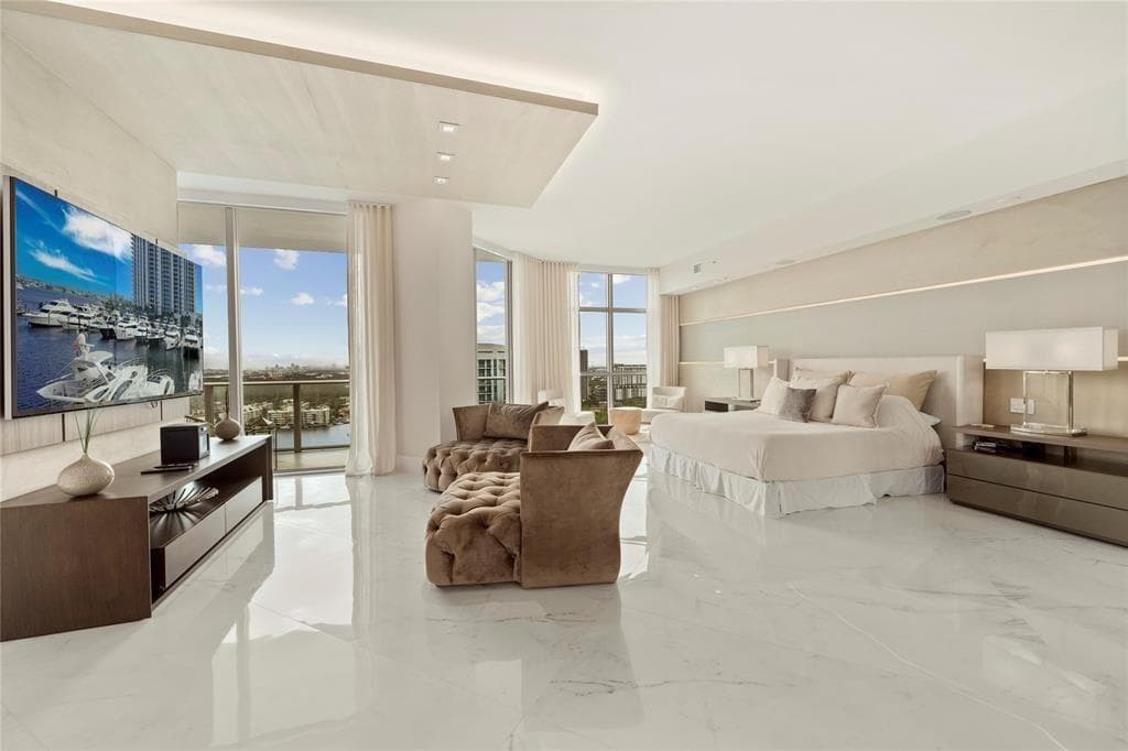 17301 Biscayne Boulevard # 7, Aventura FL 33160 — 11