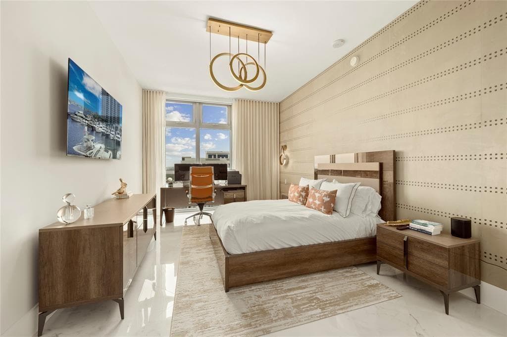 17301 Biscayne Boulevard # 7, Aventura FL 33160 — 25