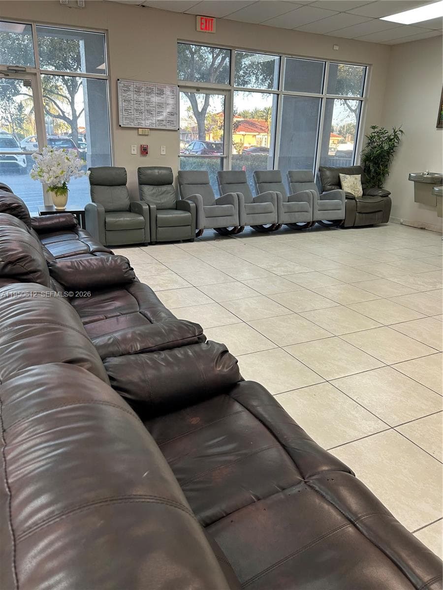 Hialeah, FL — 5