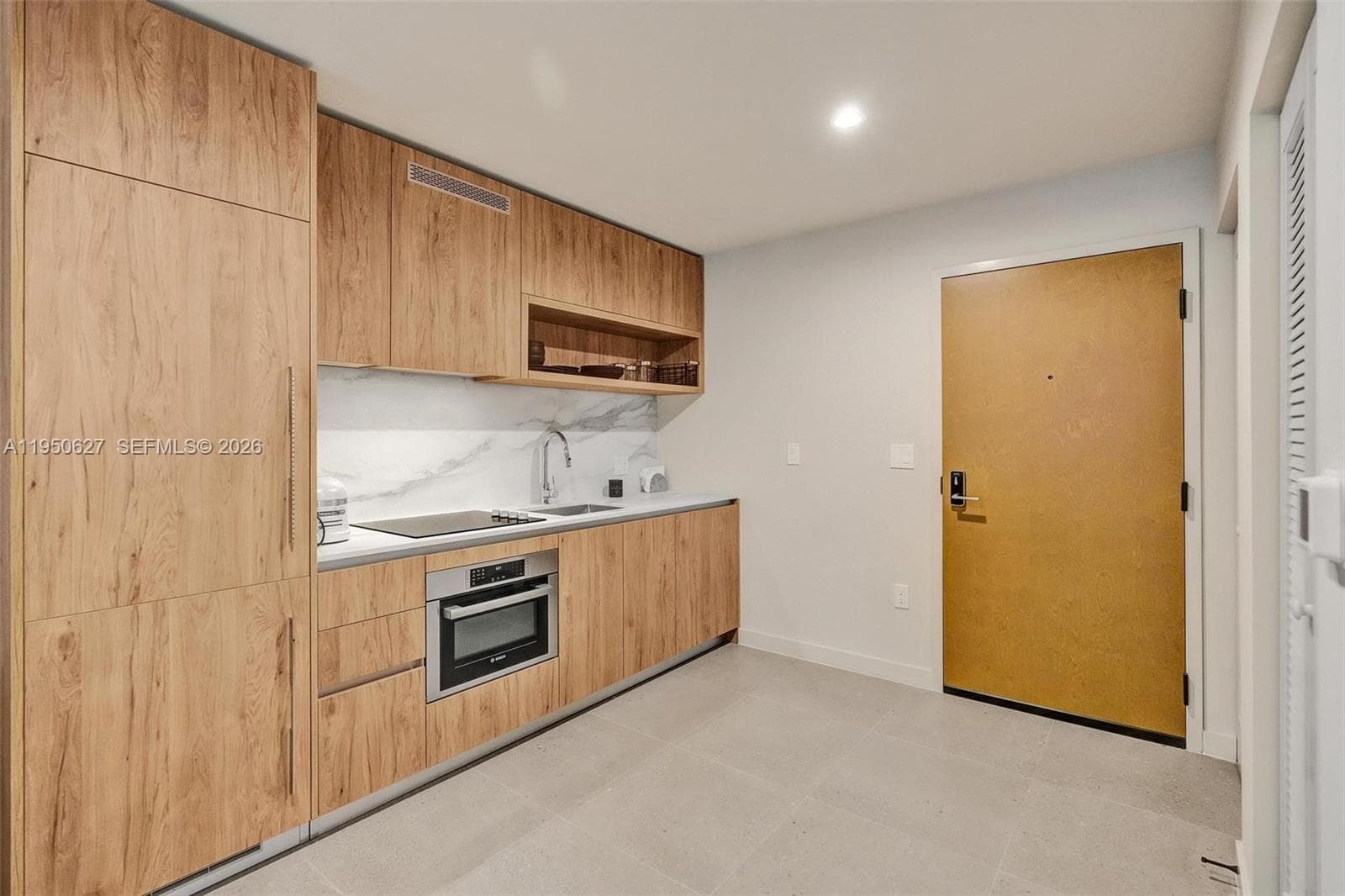 11 NE 6TH STREET # 712, Miami FL 33132 — 66