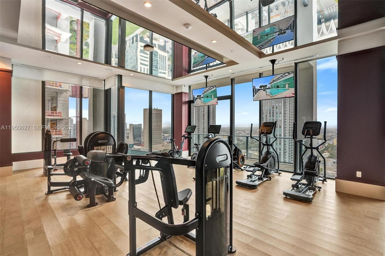 11 NE 6TH STREET # 712, Miami FL 33132 — 24