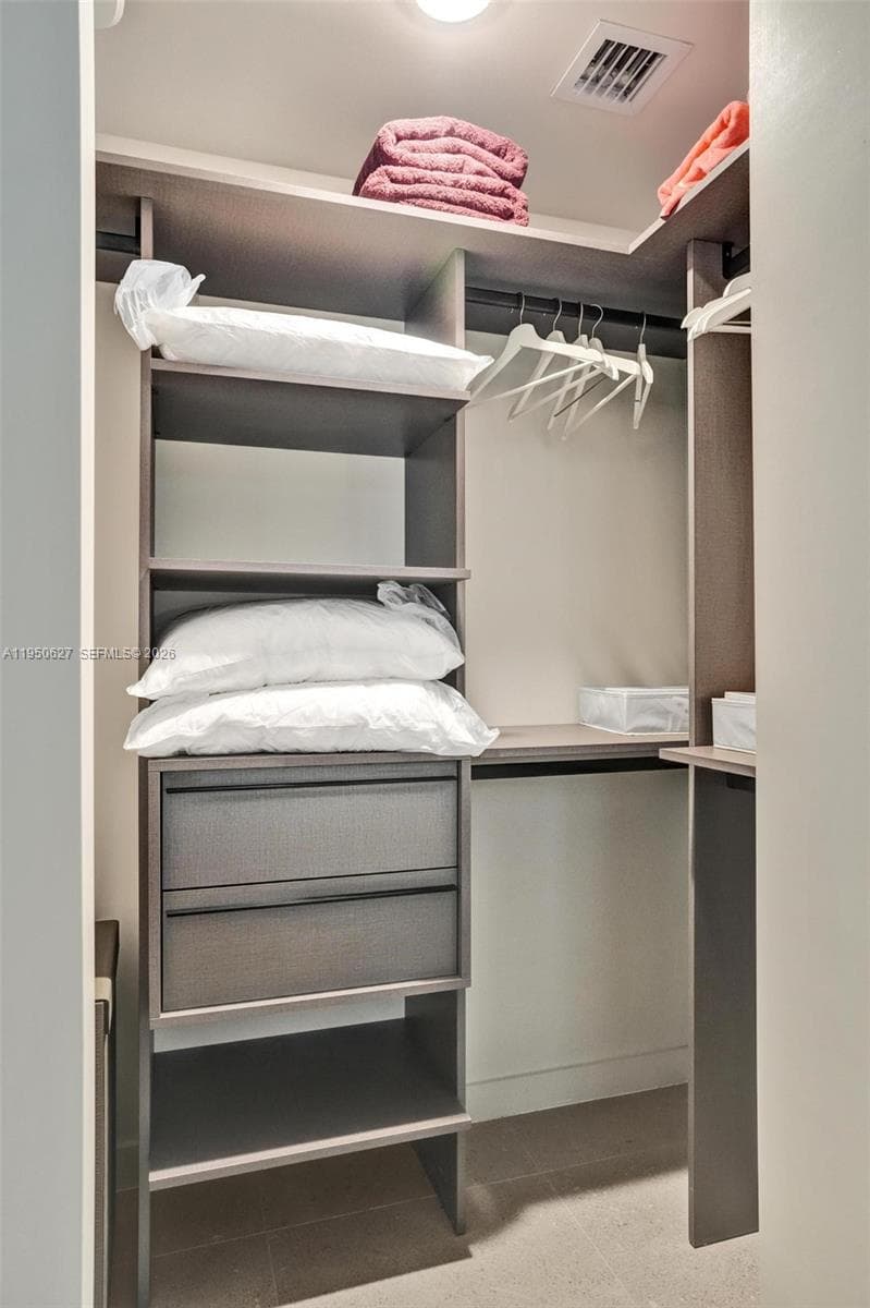 11 NE 6TH STREET # 712, Miami FL 33132 — 58