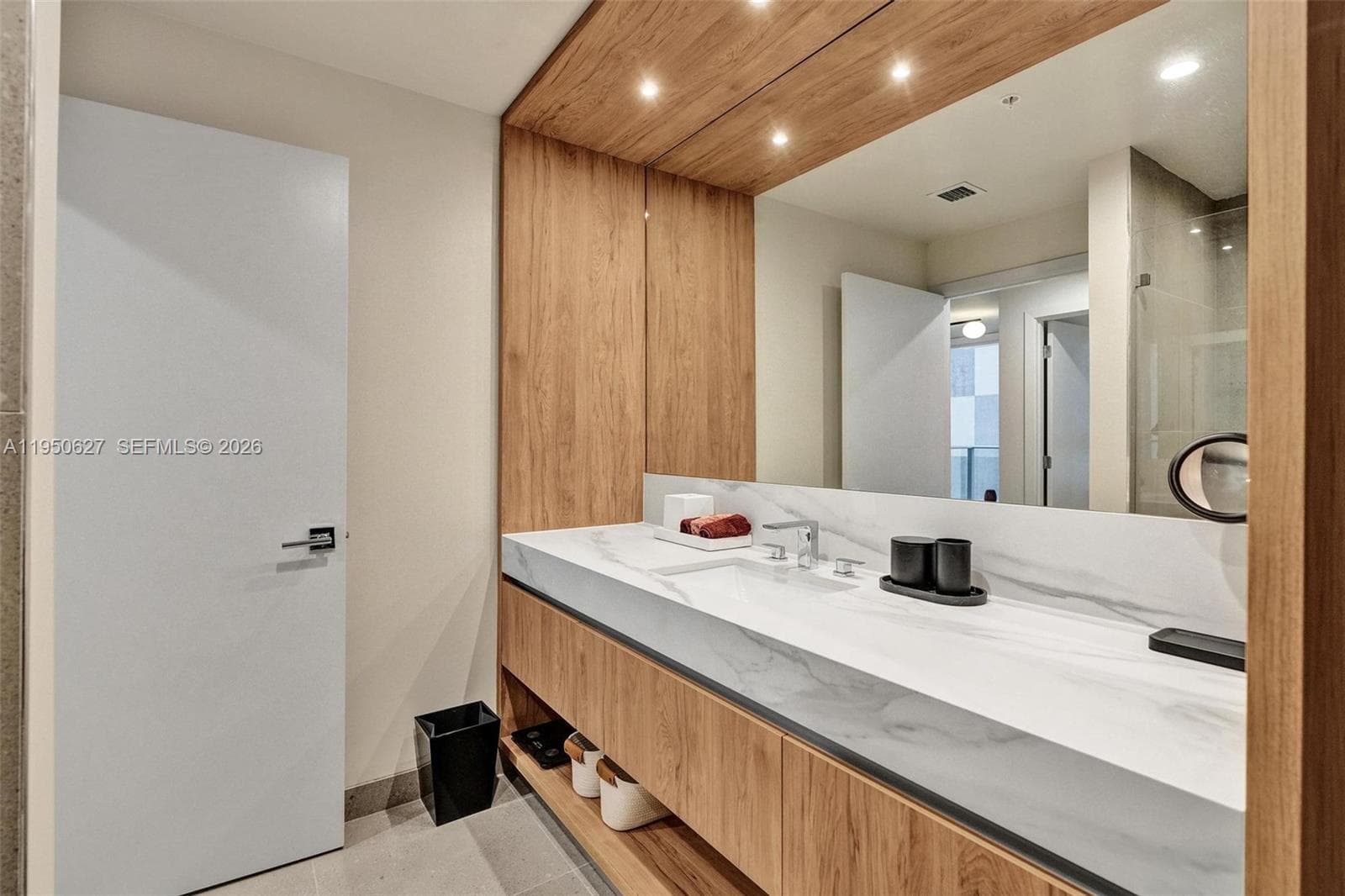 11 NE 6TH STREET # 712, Miami FL 33132 — 8