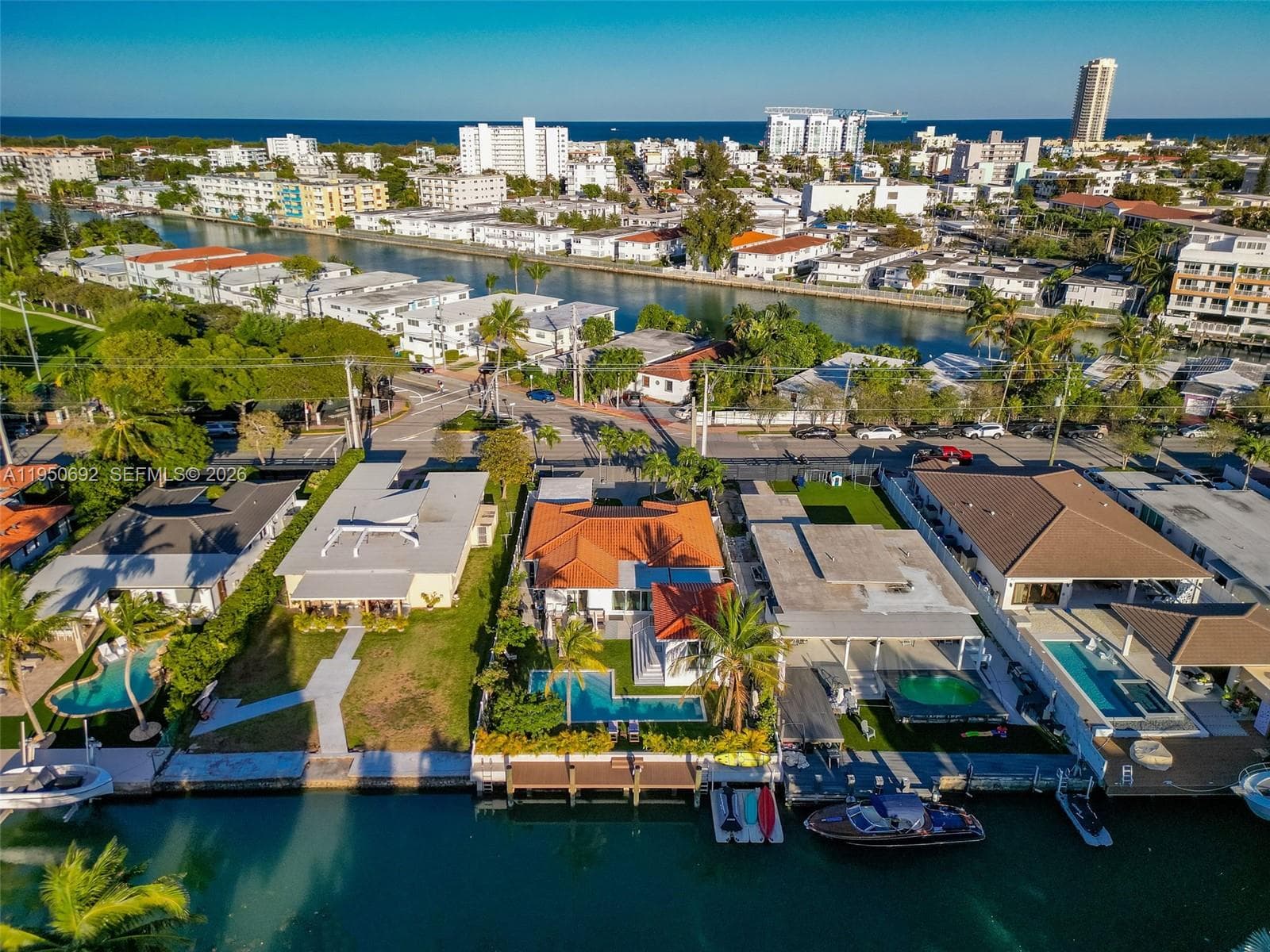 7770 Hawthorne Ave, Miami Beach FL 33141 — 27